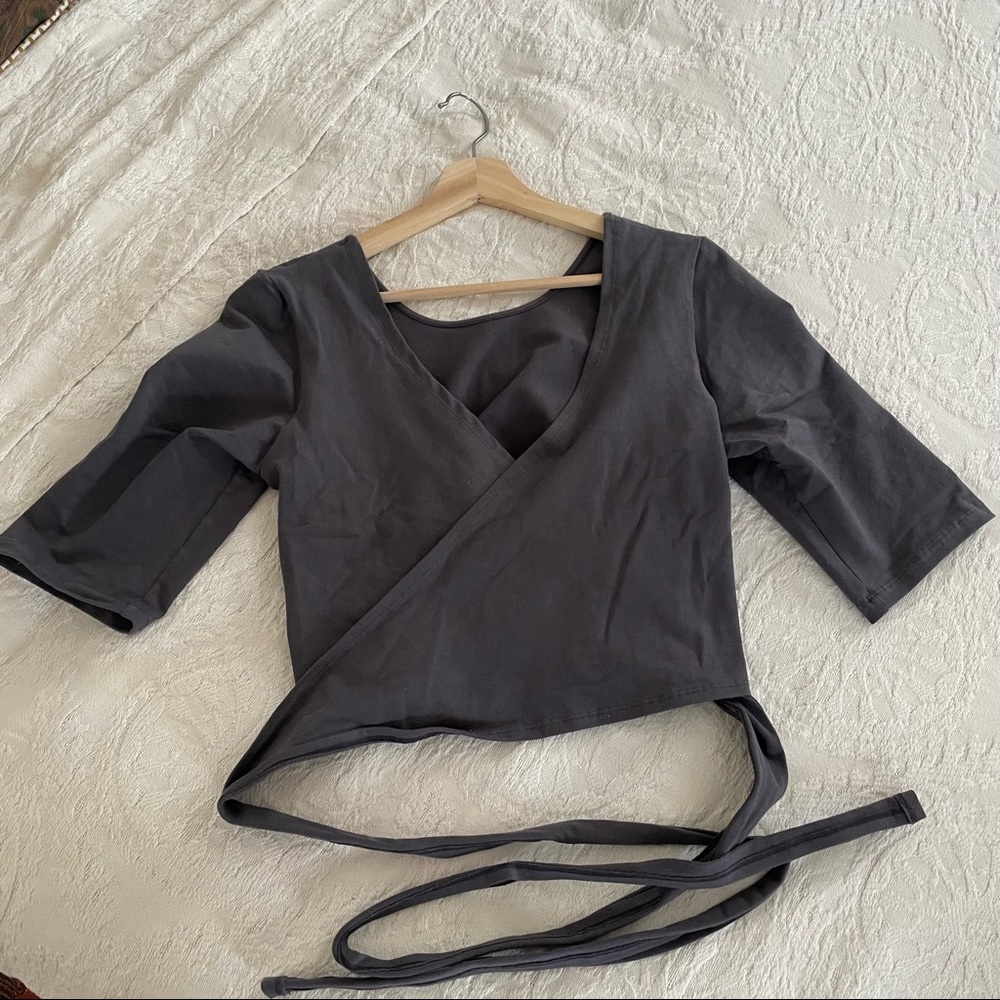 Manners London Indah reversible wrap crop- L